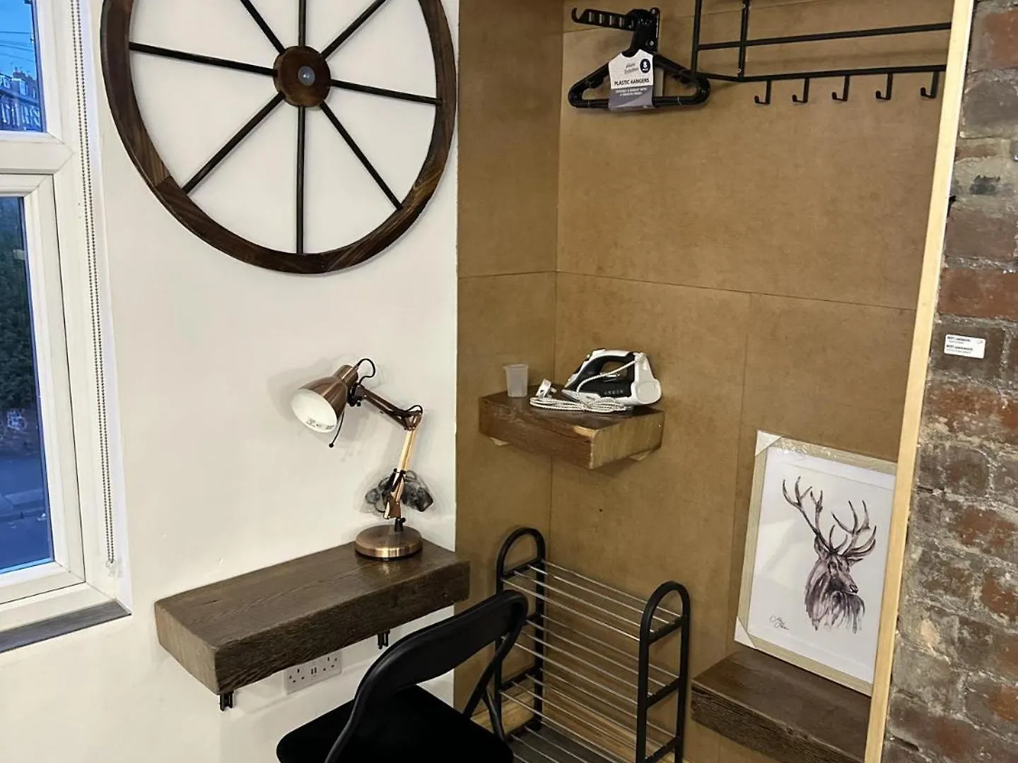 לידס Renovated Studio - Free Parking - Great Location