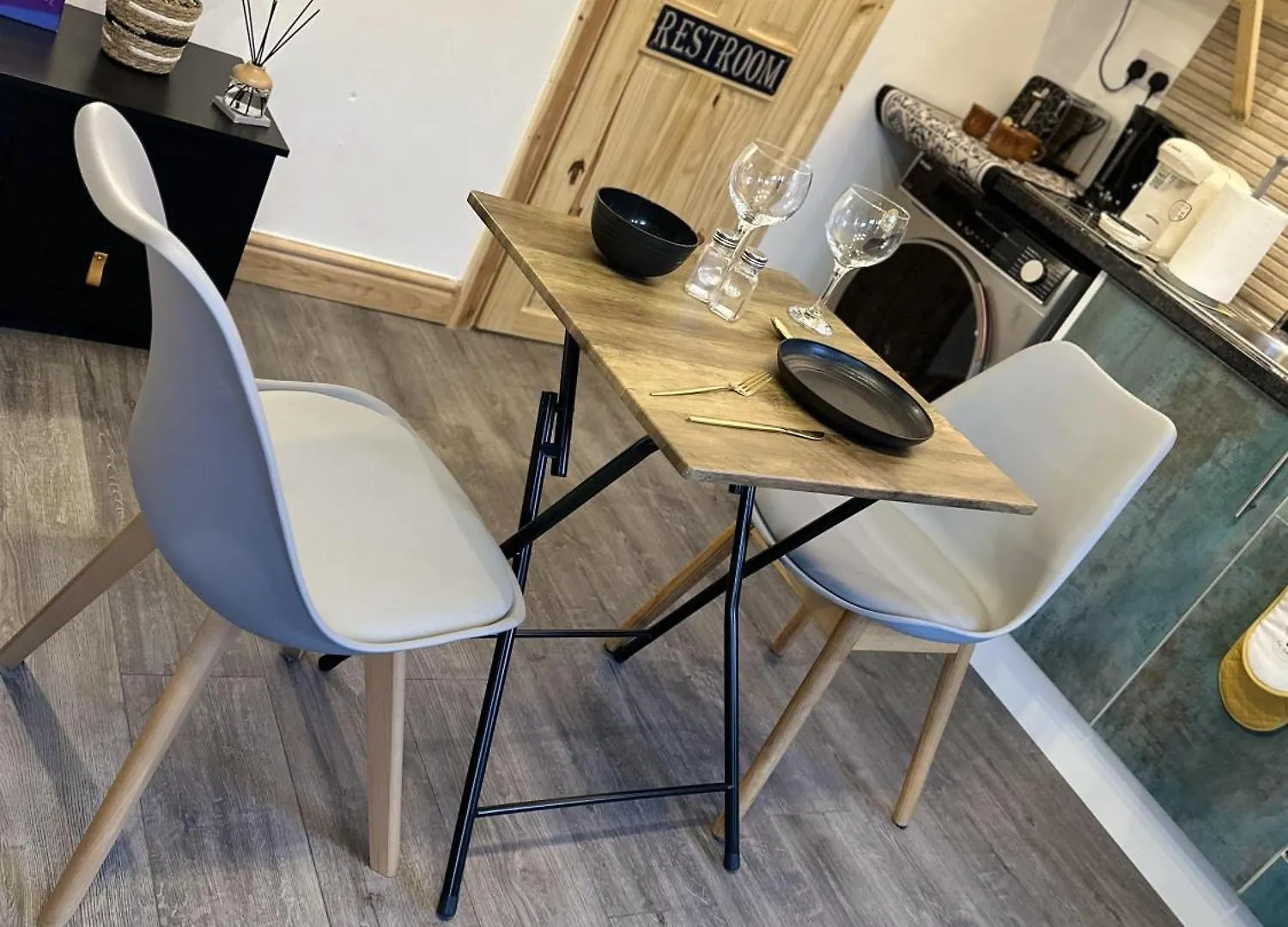 לידס Renovated Studio - Free Parking - Great Location 0*,