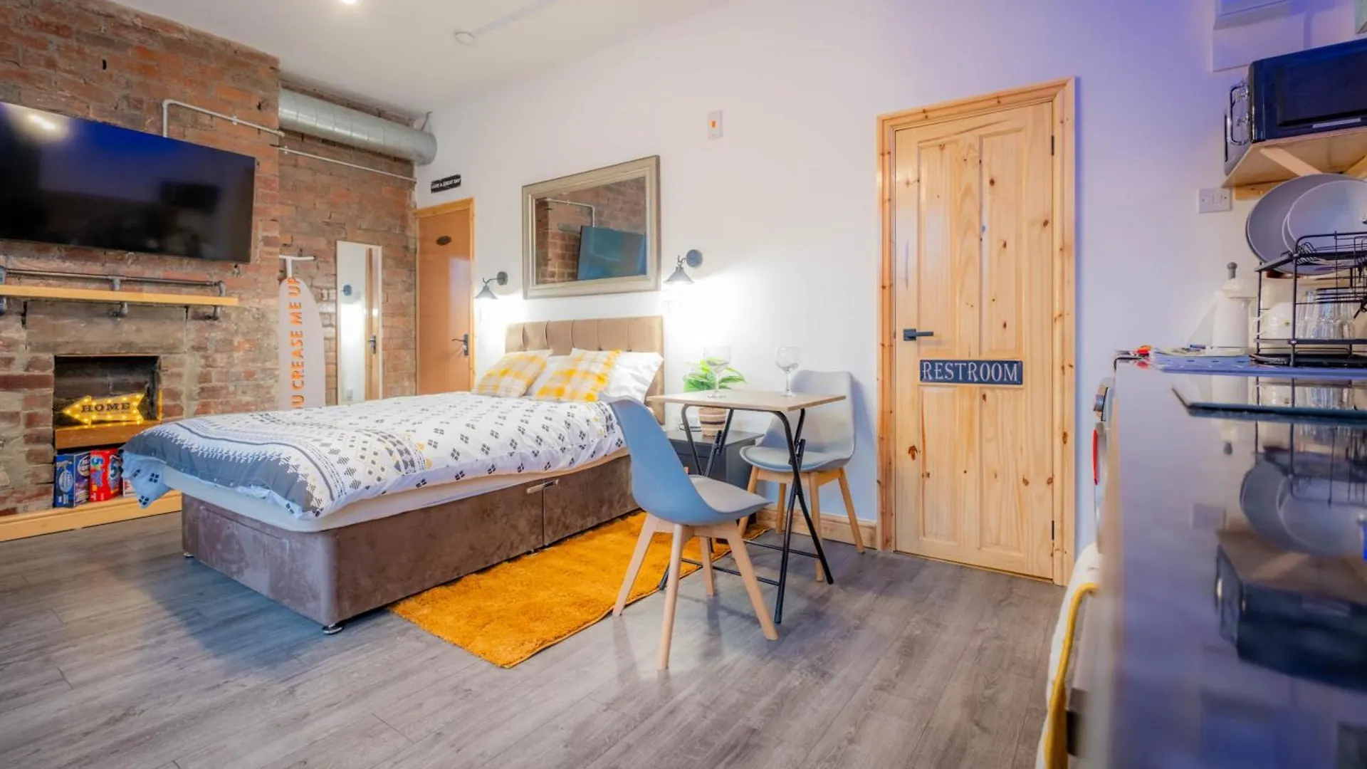 לידס Renovated Studio - Free Parking - Great Location בריטניה